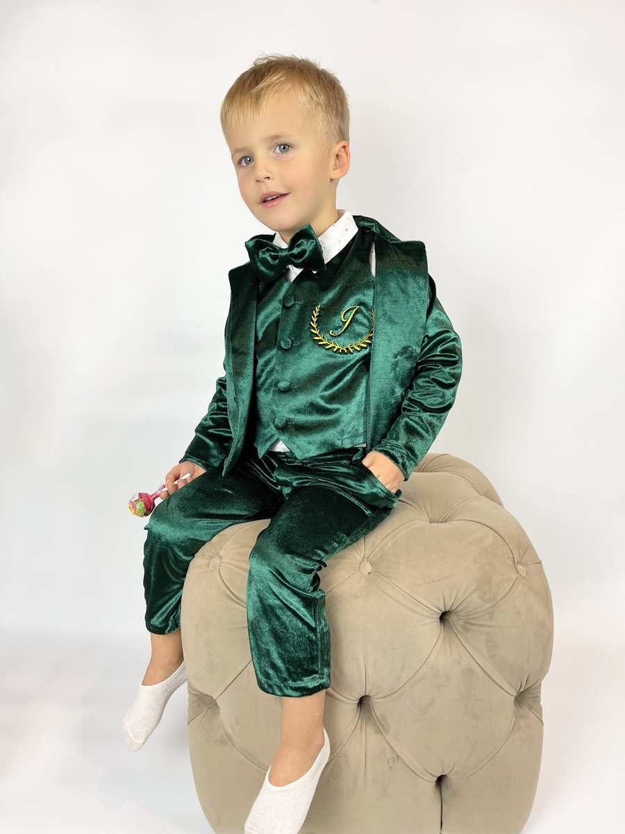 Emerald Green Velvet Baby Boy Suit – 4-Piece Tuxedo - Image 3