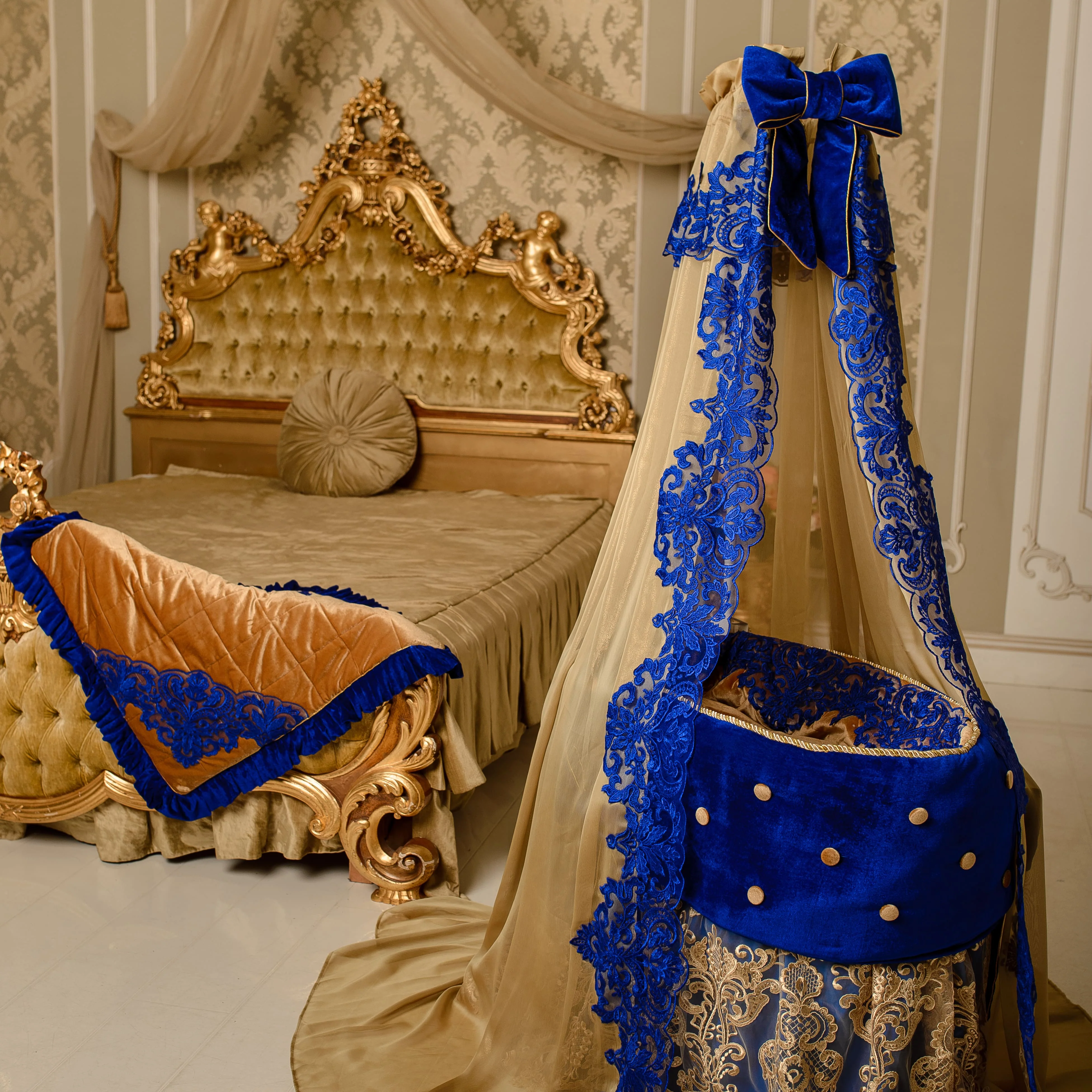 Luxury Royal Blue and Gold Velvet Round Baby Bassinet with Lace Canopy - Image 5