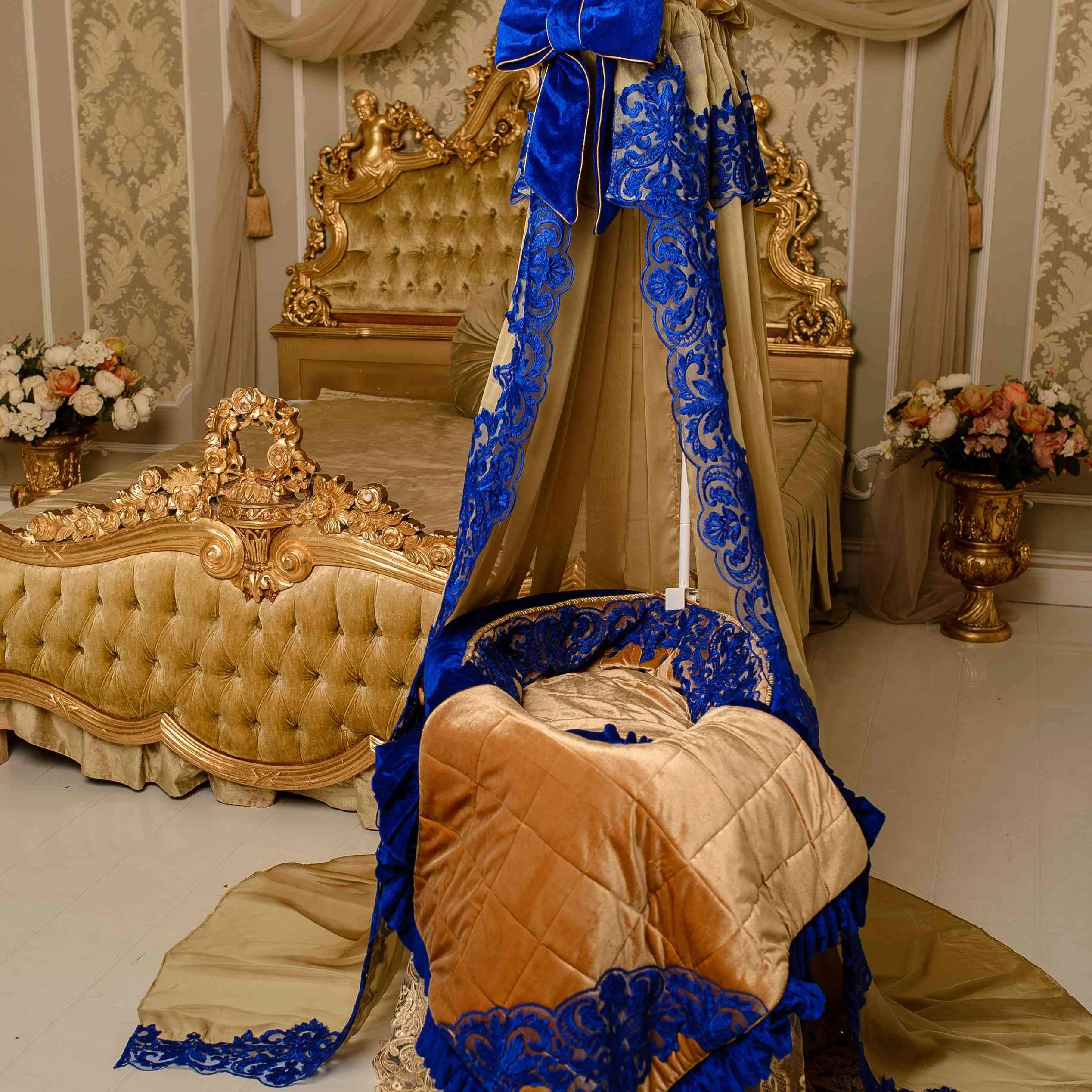 Luxury Royal Blue and Gold Velvet Round Baby Bassinet with Lace Canopy - Image 7