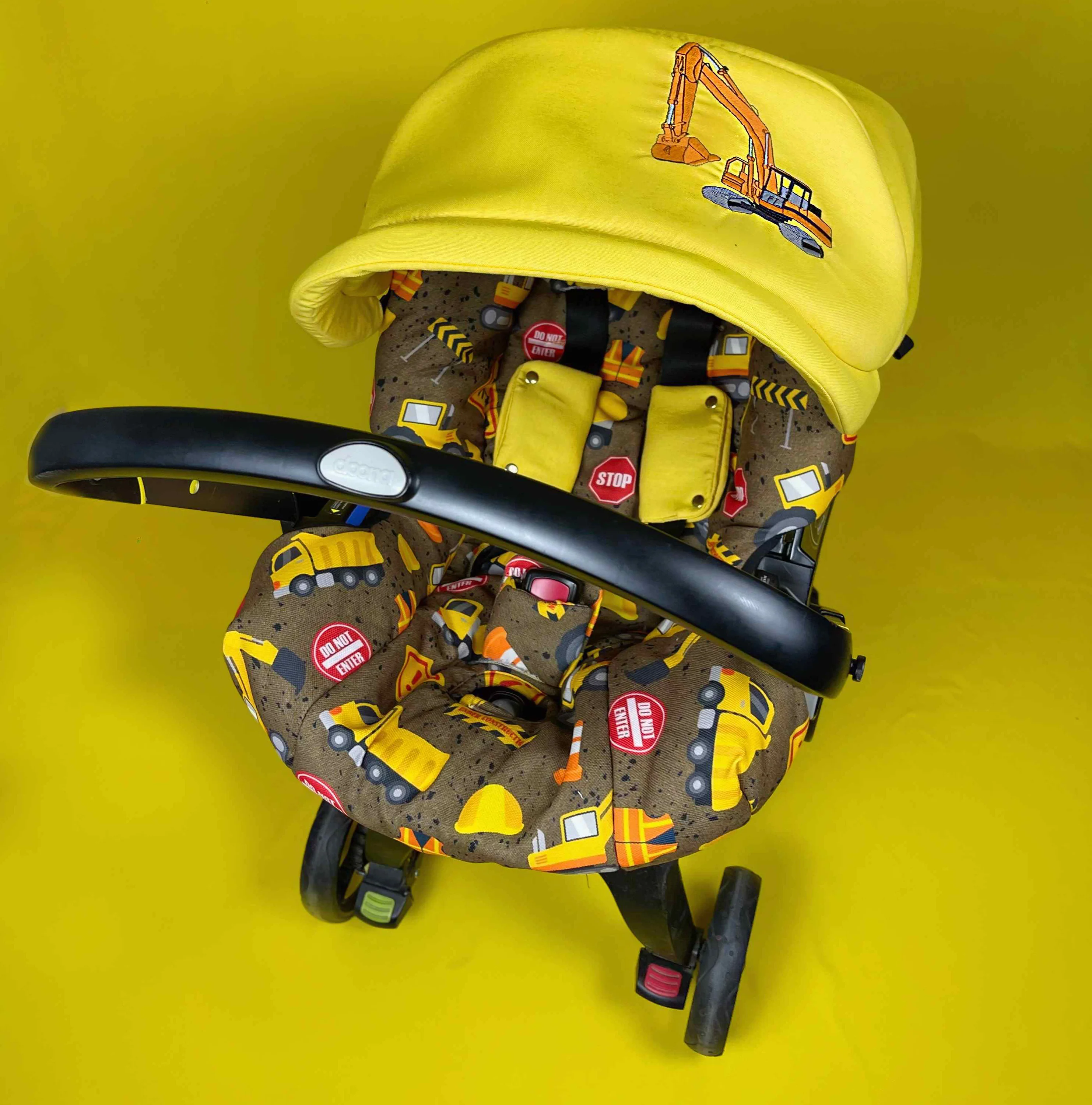Personalized Construction Print Car Seat Cover Set for Baby Boy - Image 4
