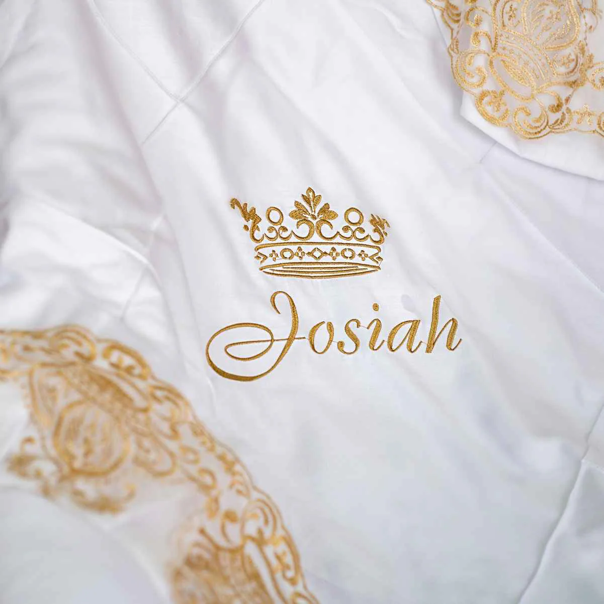 Royal Gold Personalized Cotton Baby Nest | Organic Newborn Baby Nest with Blanket - Image 6
