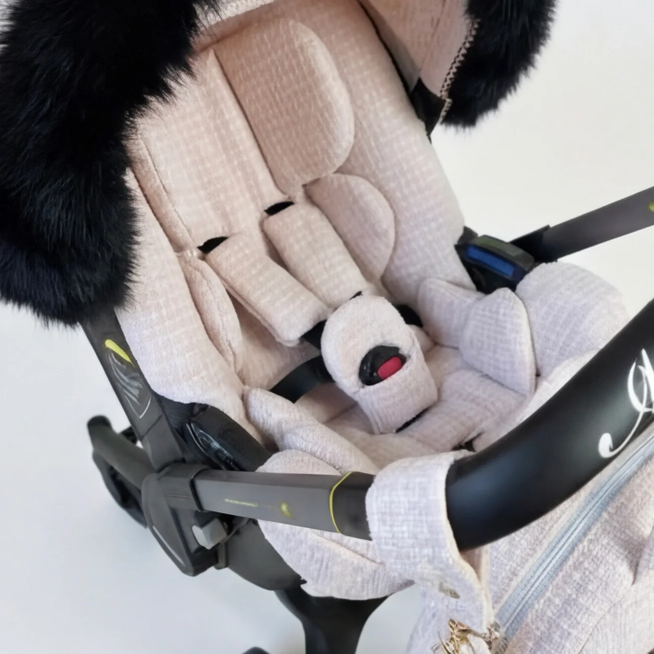 Pink Tweed Baby Car Seat Cover Set – Elegant Pattern Design - Image 4
